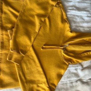 Cropped yellow hoodie